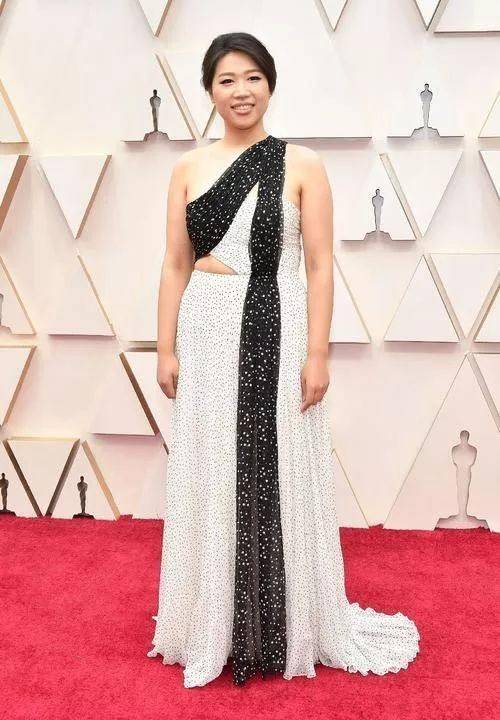 kaiyun开云网页版|
这个PPT设计网站 没想到有这么多优秀作品 值得学习!(图8) kaiyun开云网页版