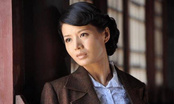 【kaiyun网页登录入口】
她因太胖被艺术院校嫌弃 大学四年没拍一部戏 36岁演女特工走红(图8)