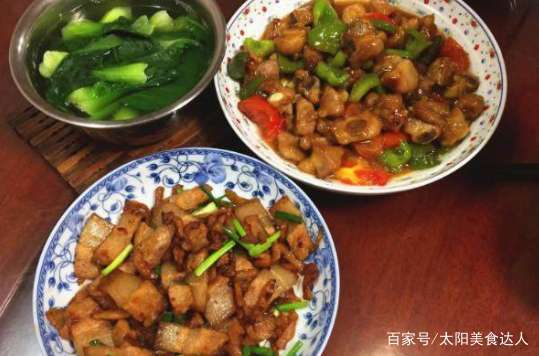 33元做了顿晚餐 老公晒照发朋侪圈 婆婆表现心疼 老妈给我打钱【kaiyun开云网页版】(图3)
33元做了顿晚餐 老公晒照发朋侪圈 婆婆表现心疼 老妈给我打钱【kaiyun开云网页版】(图3)